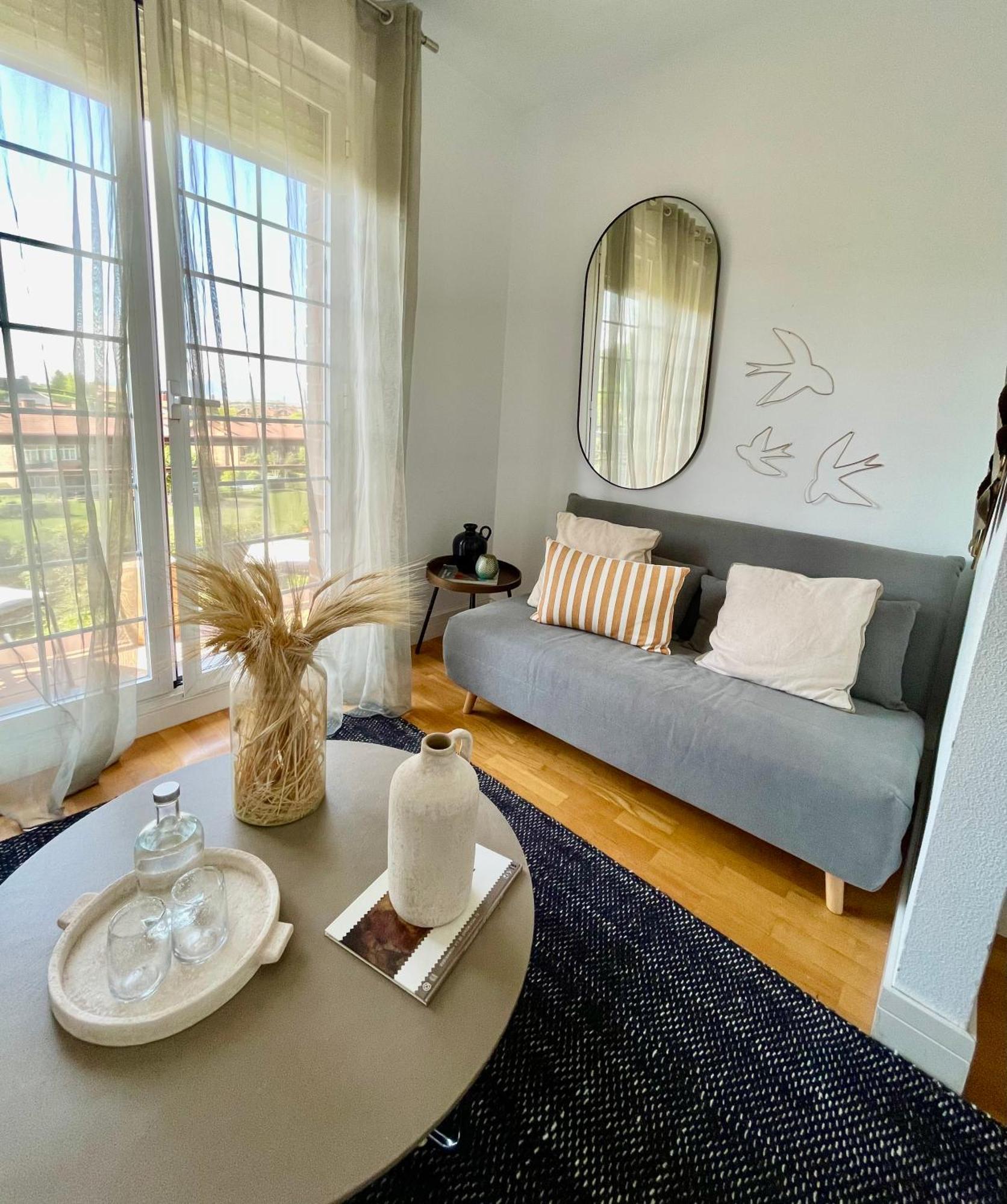 Estilosa Casa Golf Suites Gorraiz Exteriör bild