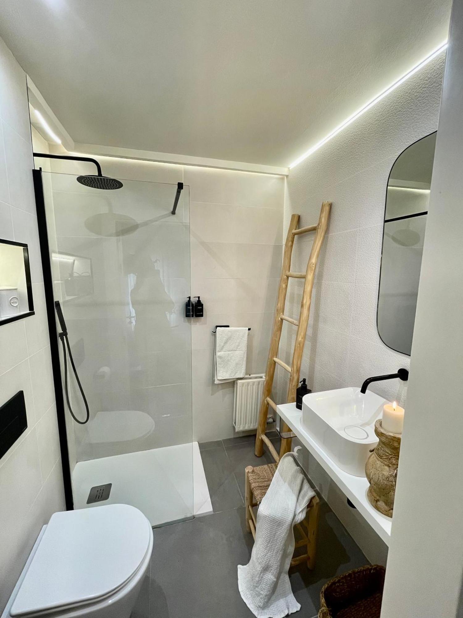 Estilosa Casa Golf Suites Gorraiz Exteriör bild